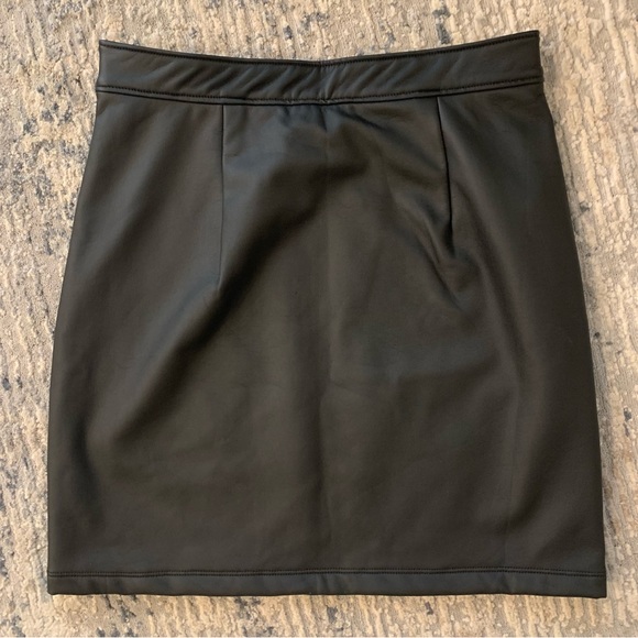 NWT Gentle Fawn Faux Leather Skirt | Size XS - Picture 4 of 4